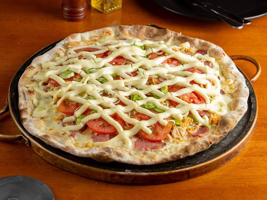 Pizza média